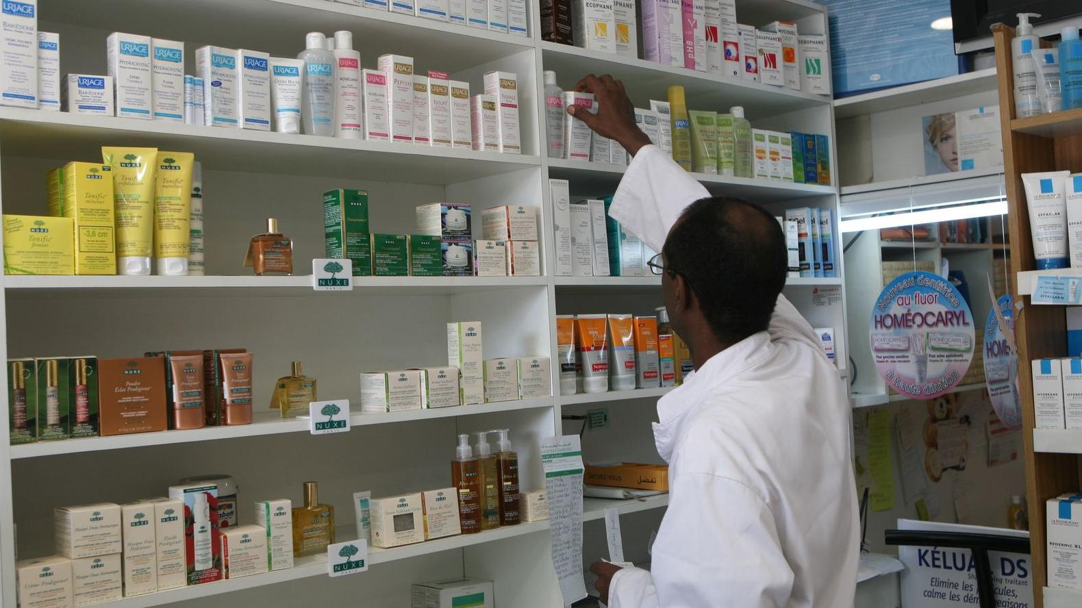 Maroc: les médicaments anti-Covid disponibles en quantités suffisantes (ministère)