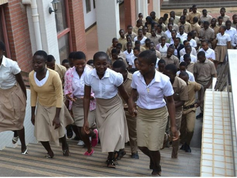 Togo-rentrée scolaire : environ 3 millions d’élèves reprennent le chemin de l’école