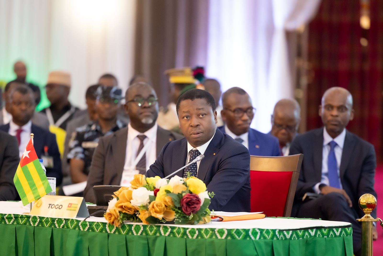 La CEDEAO lève les sanctions et appuie le Togo