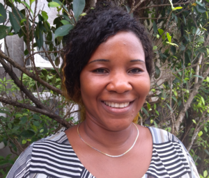 Rachel Boyindjo a reçu la distinction « Femme de Courage » des mains de l’ambassadeur des Etats-Unis au Togo, M. David Fitzsimmons,