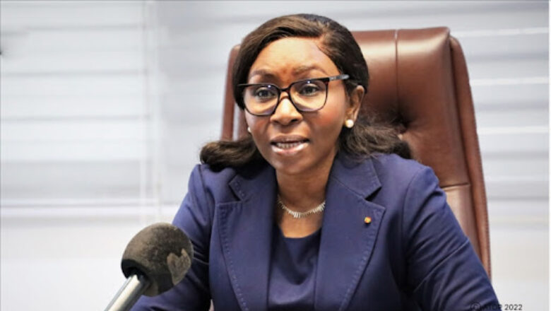 Mme Kayi MIVEDOR-SAMBIANI, Ministre du commerce, de l’artisanat et de la consommation, participe par visioconférence à la conférence de l'OMC