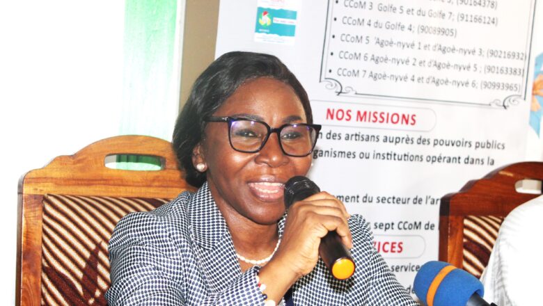 l'État a mis l'accent sur la valorisation de l'artisanat, la facilitation de l'accès aux financements et aux marchés et la collaboration avec les communes pour une synergie d'action.