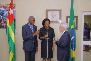 Un honneur pour Aného : son maire, Alexis Coffi AQUEREBURU, décoré de l'ordre de Rio Branco par le Brésil le 29 février 2024.