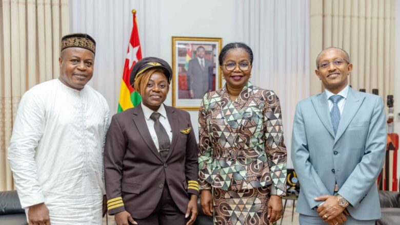 Une Avancée Historique : La Rencontre de la Première Femme Pilote Togolaise, Ayélé Kouévi avec le Premier Ministre ,Victoire Tomégah-Dogbé,