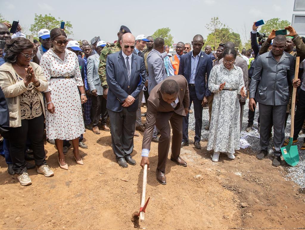 Le Président Faure Essozimna Gnassingbé a lancé le Programme Unibridge une initiative révolutionnaire visant à ériger 21 ponts modulaires