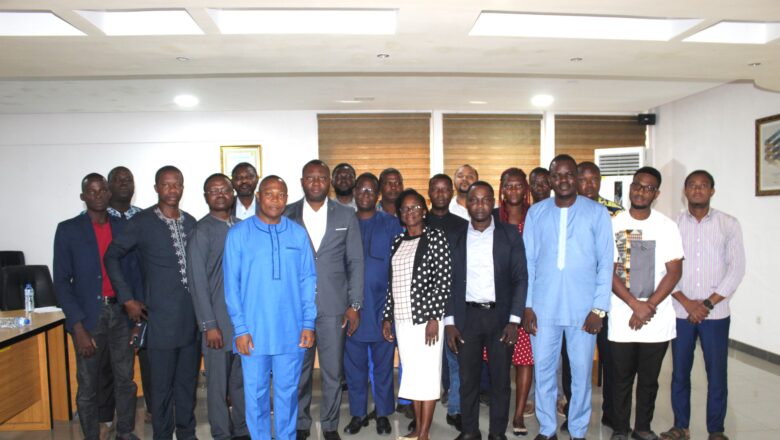 Le Ministère a organisé une formation pour parfaire les connaissances des membres de la Cellule dans le domaine de la commande publique.