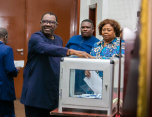 La Présidente de l’Assemblée nationale, Mme Yawa Djigbodi Tsègan