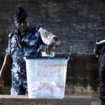 Les forces de défense et de sécurité togolaises (FDS) ainsi que la réserve opérationnelle ont pris d’assaut les bureaux de vote ce vendredi