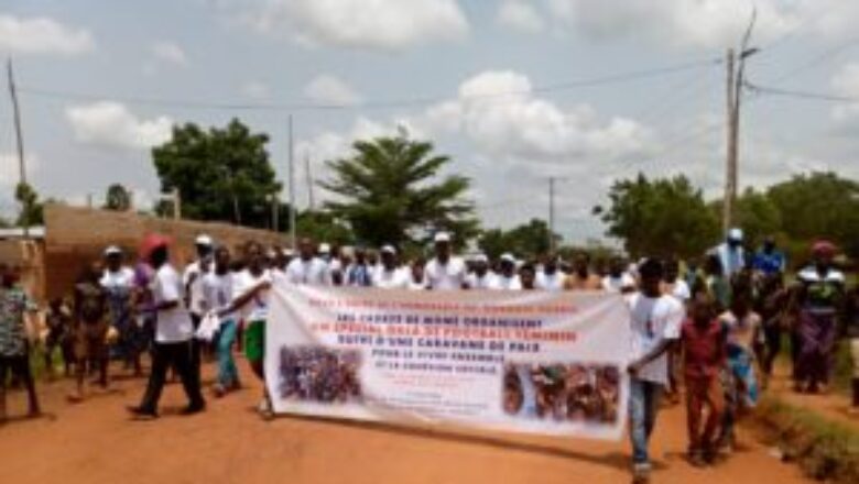 L’éminent Dr Kokouvi SOEDJI, émissaire de l’Assemblée nationale, a initié une caravane de paix dans la Commune Vo