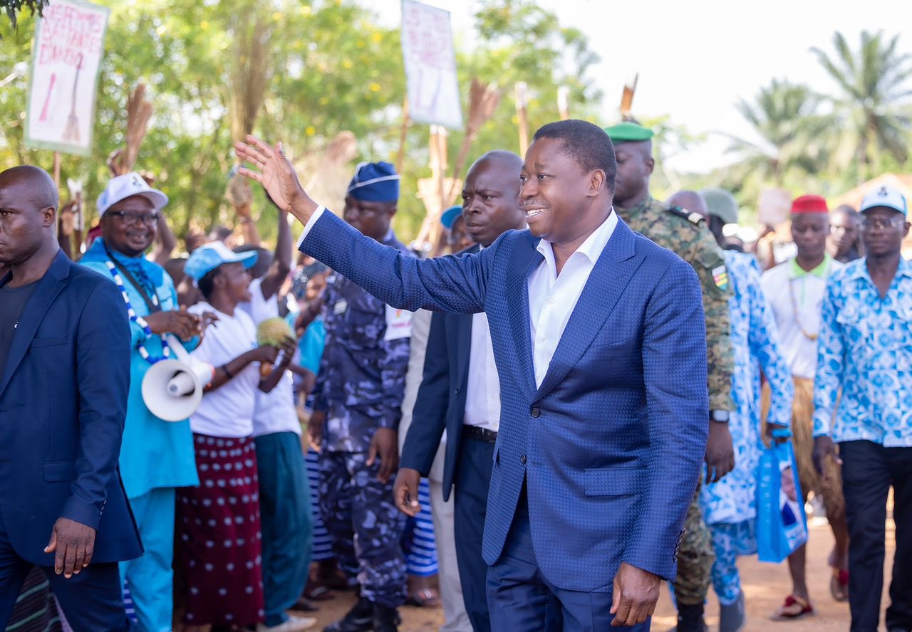 Victoire électorale de l'Union pour la République au Togo, la nation célèbre la paix et l'appel à l'unité après les élections