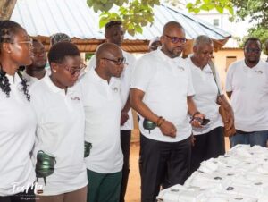 Le Festival International de la Marmite  de Lomé (FESMA) renforce la communauté avec un geste de bienfaisance à l'école d'Ephphata, 