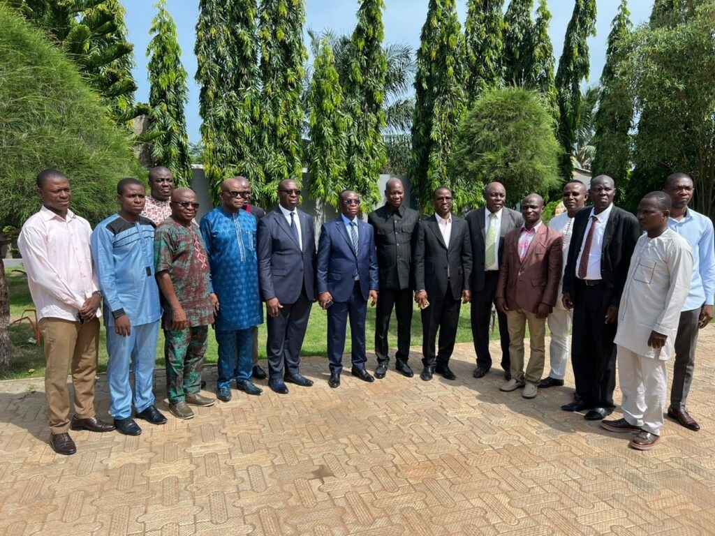 Le Togo renforce sa décentralisation avec l'installation des conseillers régionaux, élus en avril dernier, et s'affirme comme un modèle