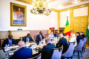 Cette visite diplomatique à Budapest marque un tournant dans les relations entre le Mali et la Hongrie, avec un accent sur le dialogue