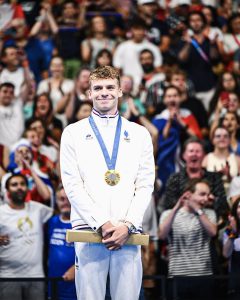 le nageur français Léon Marchand a remporté sa deuxième médaille d'or de la journée dans l'épreuve du 200 mètres brasse