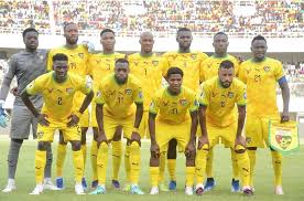 Les Éperviers du Togo, face à un défi crucial pour se qualifier à la CAN 2025, entre espoir et scepticisme, sous la pression d'une nation