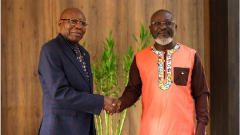 L'Université de Lomé s'associe au WIMI pour renforcer les compétences de ses cadres et améliorer la qualité de ses formations.