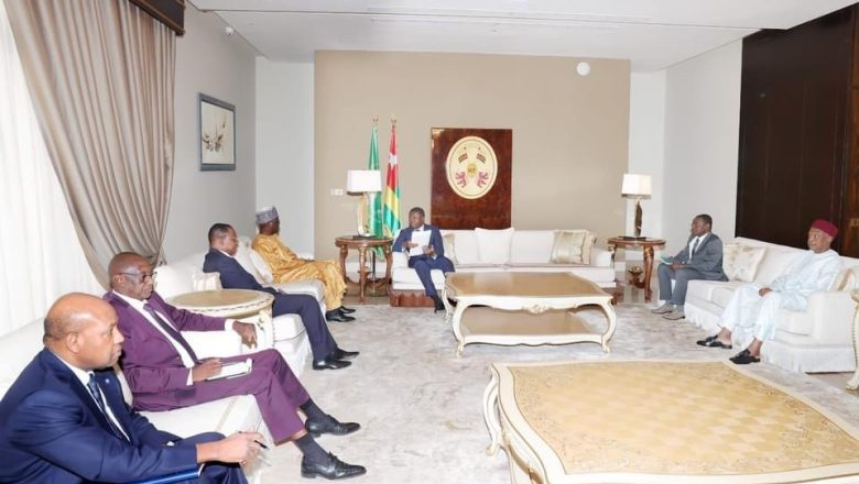 Le Togo et le Niger renforcent leur coopération pour la paix et la stabilité régionales lors d’une visite ministérielle à Lomé.