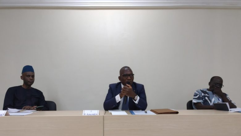 Les ambassadeurs du Togo se réunissent à Lomé pour discuter des enjeux actuels et futurs du pays et préparer le prochain Congrès Panafricain.