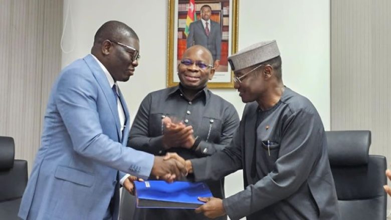 Un nouveau souffle pour la santé au Togo! Le Professeur DARRE, expert reconnu, est officiellement ministre de la Santé.