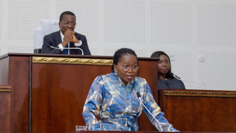 Face aux députés, Victoire Tomégah-Dogbé présente devant l'Assemblée nationale un programme ambitieux pour le Togo,