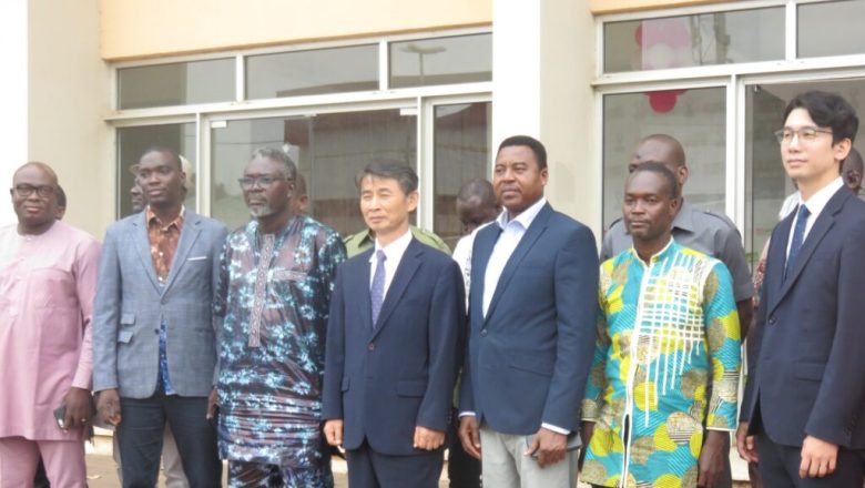 Les médias togolais sont appelés à adopter un nouveau discours, plus positif et constructif, pour contribuer à l'édification d'un Togo