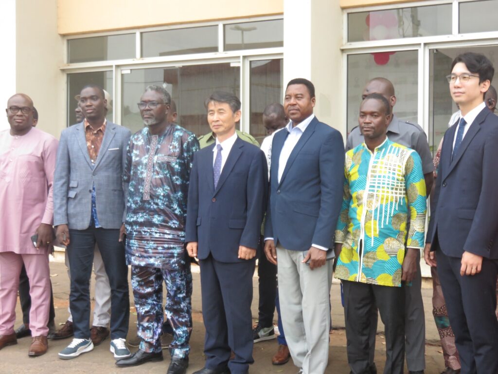 Les médias togolais sont appelés à adopter un nouveau discours, plus positif et constructif, pour contribuer à l'édification d'un Togo