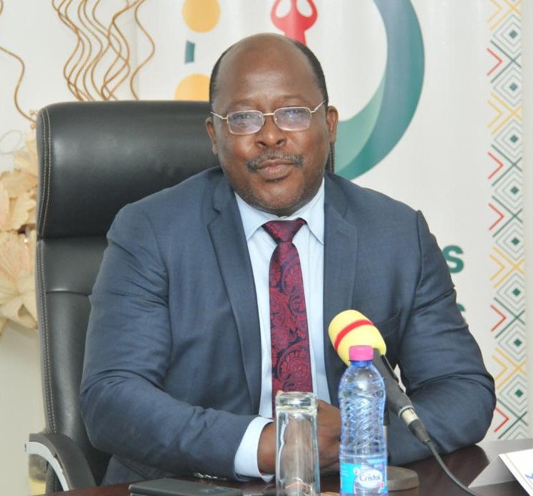 Le Professeur Kossivi HOUNAKEY rejoint le ministère du Commerce pour renforcer l'équipe de Madame MIVEDOR-SAMBIANI.