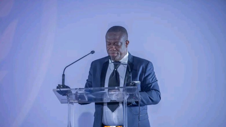 La Nuit du Mérite Sportif met à l'honneur les athlètes, entraîneurs et journalistes qui font briller le sport togolais.