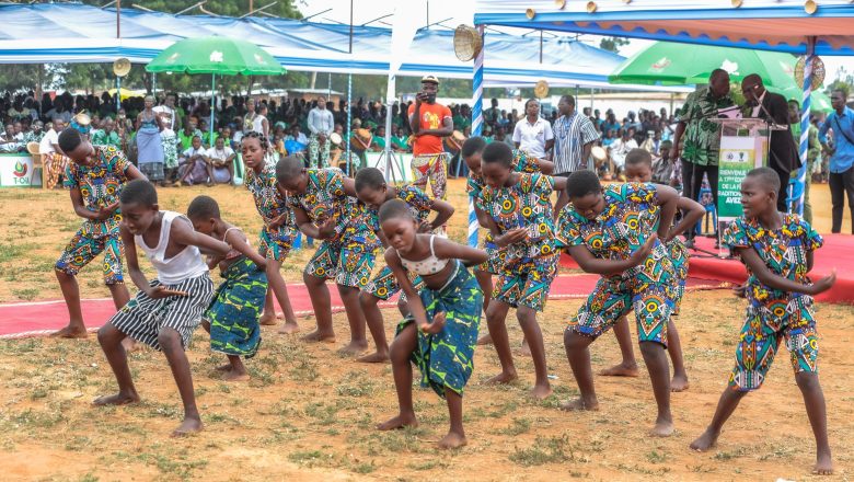 La 17ème édition de la fête traditionnelle Avéza a marqué un moment de réjouissance et d'engagement communautaire à Lomé,