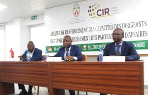 Le Togo investit dans l'avenir de ses TPME en organisant un atelier pour les anciens aux techniques de partenariat et les aider
