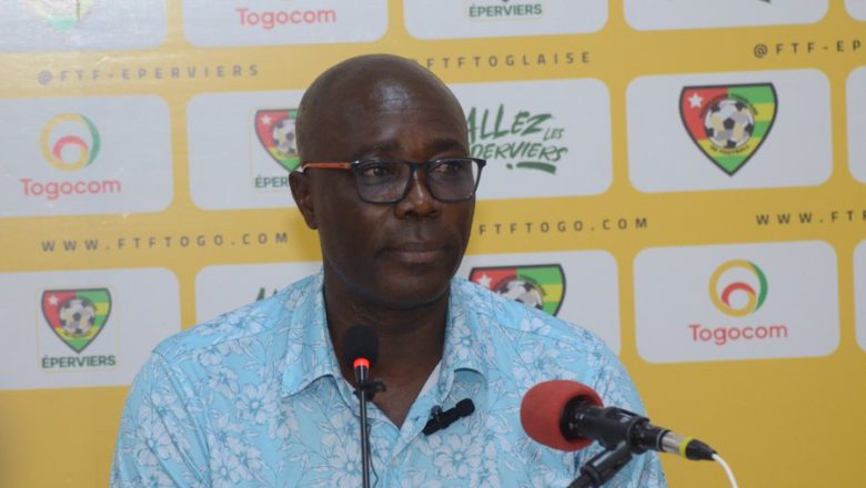 Daré Nibombé dévoile la liste des Éperviers du Togo pour affronter l'Algérie lors des éliminatoires de la CAN 2025.