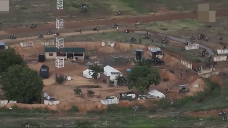 Une attaque terroriste meurtrière visant des militaires et des civils a secoué le nord du Togo, près de la frontière avec le Burkina Faso.