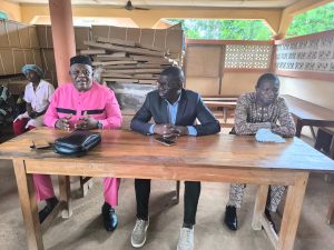 Le ministre de la santé, Prof Tchin DARRE, a effectué une visite dans les districts maritimes pour renforcer la lutte contre l'épidémie de choléra,