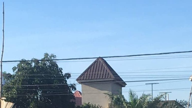 Un immeuble de cinq étages s'est effondré à Sagbado, entraînant des pertes en vies humaines ainsi que des blessés.