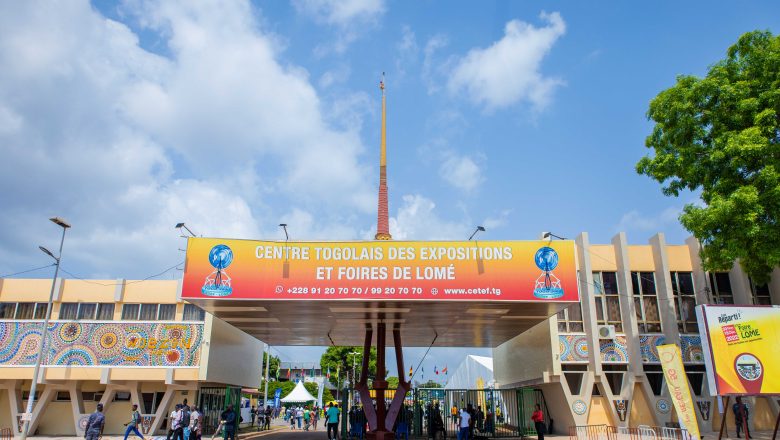 Le Togo mise sur la jeunesse : la FIL 2024 met à l'honneur les jeunes entrepreneurs avec des tarifs préférentiels.