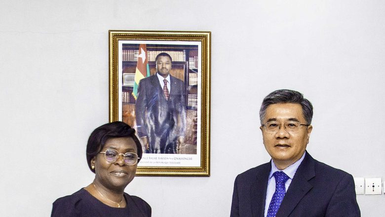 La Chine s'engage à soutenir les actions sociales au Togo, marquant une nouvelle étape dans le partenariat entre les deux pays.