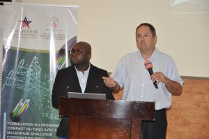 Le Togo accélère sa transformation numérique grâce au programme Compact de la MCC, avec un focus sur les TIC, la digitalisation des paiements et l'innovation.