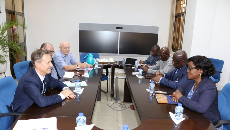 La Gouverneure du Grand Lomé et l'UE s'associent pour moderniser la capitale togolaise et améliorer la gestion des déchets.