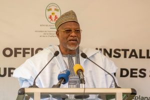 Atcha-Dédji a été officiellement installé Gouverneur de la Région des Savanes. Il s'engage à travailler pour le développement de la région