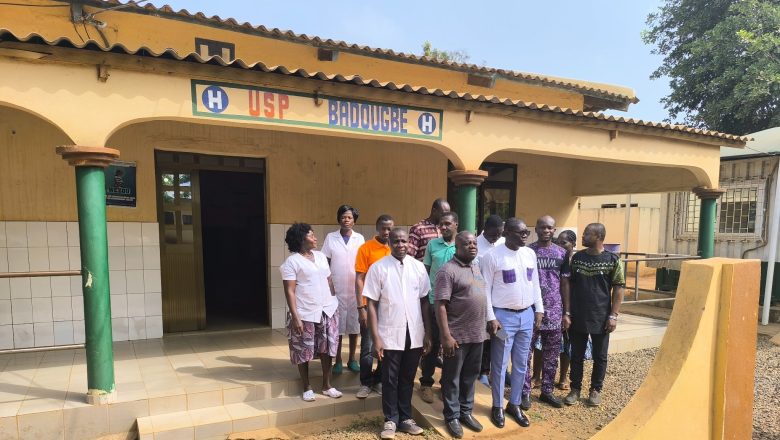 Le Professeur Tchin Darre en visite sur les chantiers de l'USP de Lovè et du centre de santé de Badougbé. #Togo #santé #TchinDarre