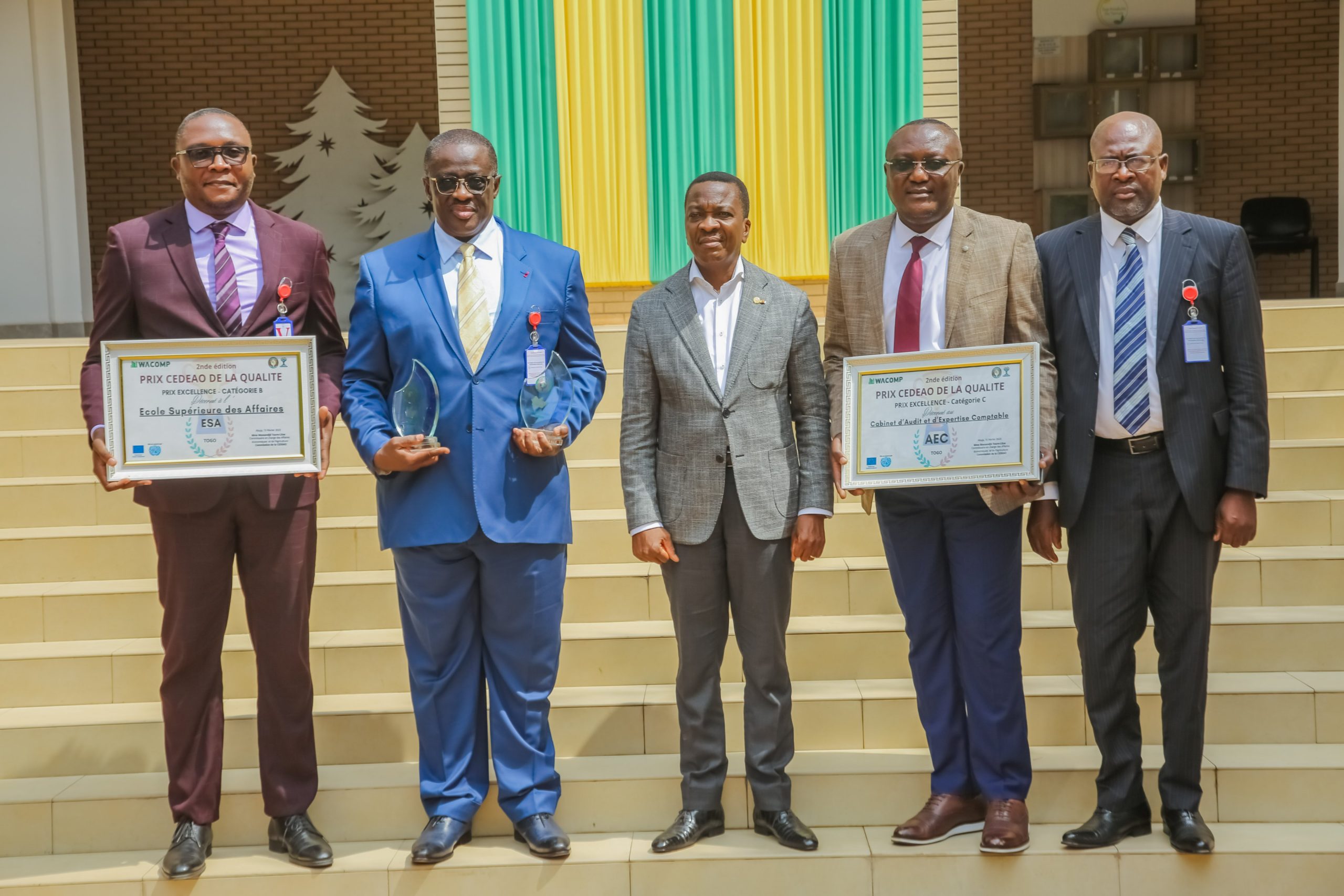 Le Président de l'Assemblée nationale du Togo félicite l'ESA et l'AEC pour leur 1er Prix d'Excellence de la Qualité CEDEAO,
