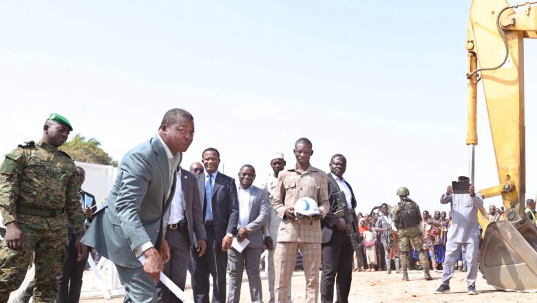 Le Président Faure Essozimna Gnassingbé a inauguré hier à Kpario le lancement des travaux de la voie de contournement de Sokodé.