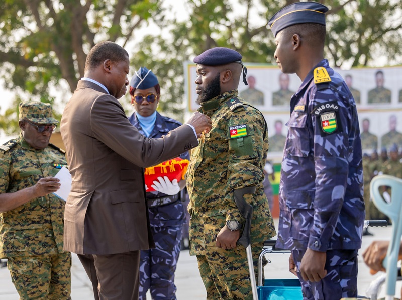 Le Président Faure Gnassingbé honore les héros de l'opération Koundjoaré, soulignant le sacrifice national pour la lutte contre le terrorisme