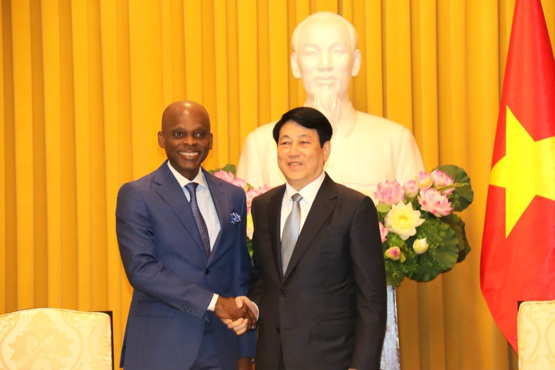 Vietnam : le ministre togolais Robert Dussey en visite officielle