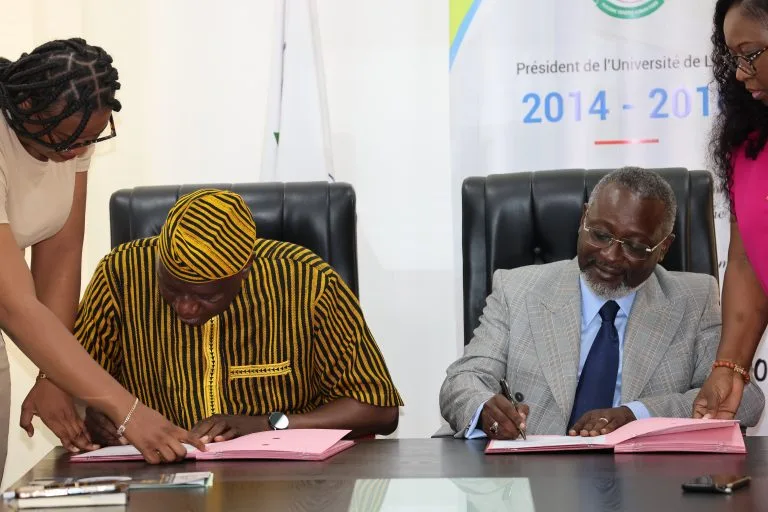 Les universités de Lomé et de Kindia ont scellé un pacte pédagogique ambitieux, établissant une collaboration quinquennale pour renforcer