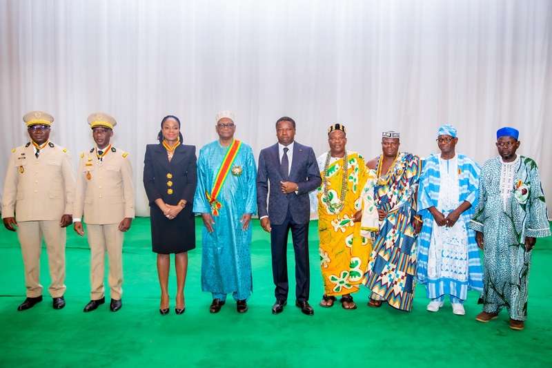 À l'occasion du 20e anniversaire du décès d'Eyadéma, Faure Gnassingbé décore plusieurs personnalités pour leurs services rendus à la Nation