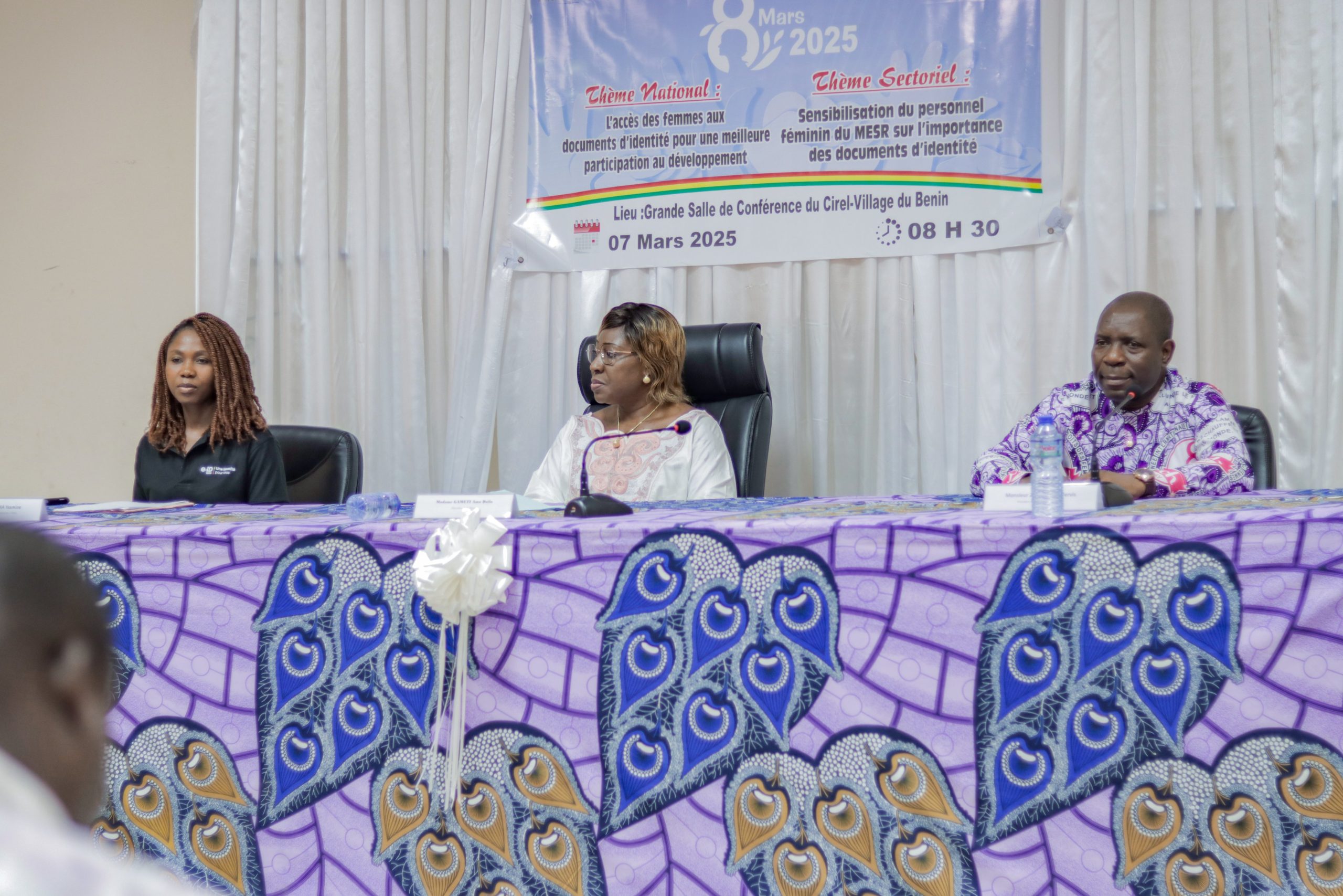 La conférence au Village du Bénin à Lomé a célébré l’identité comme clé de l’autonomisation des femmes à la veille de la Journée IDF