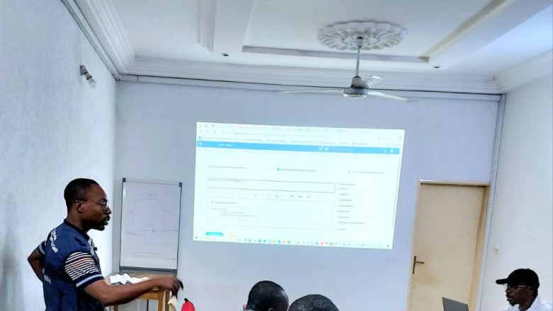 La digitalisation via DHIS2, soutenue par l’OMS, révolutionne la surveillance des décès maternels et néonatals au Togo pour sauver des vies