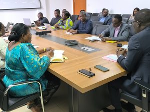  Le Togo façonne l'avenir de sa santé lors de la 1ère réunion du CNC-SS 2025, abordant l'intégration des services, l'initiative Sandal, 