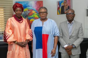 La rencontre entre la ministre Yawa Kouigan et la coordonnatrice Coumba Sow, révélant l'alliance inédite entre le Togo et le Système des UN